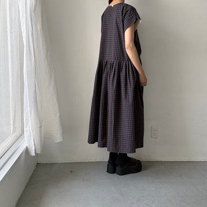 MAGALI ウォッシュドコットンラウンドスリーブワンピース