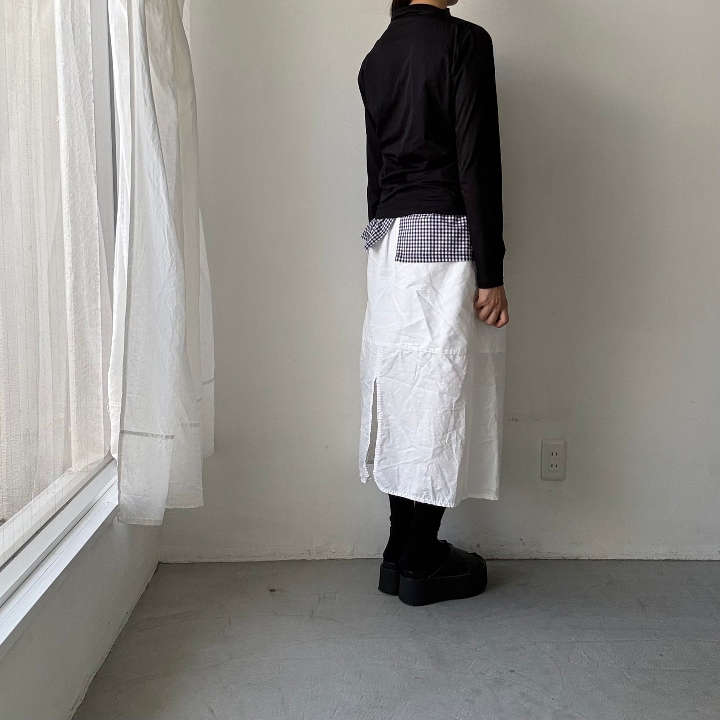 R&D.M.Co  ボトルネックTシャツ　ブラック