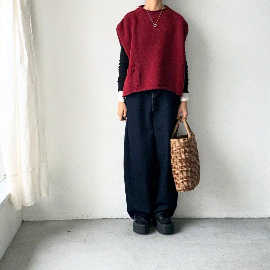 atelier d'antan Rude ウールニットベスト　ダークレッド