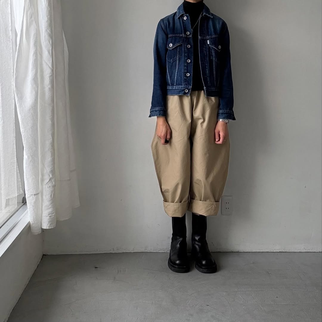 ゴーシュ  オーガニックダックコットンストレートラインパンツ　ベージュ