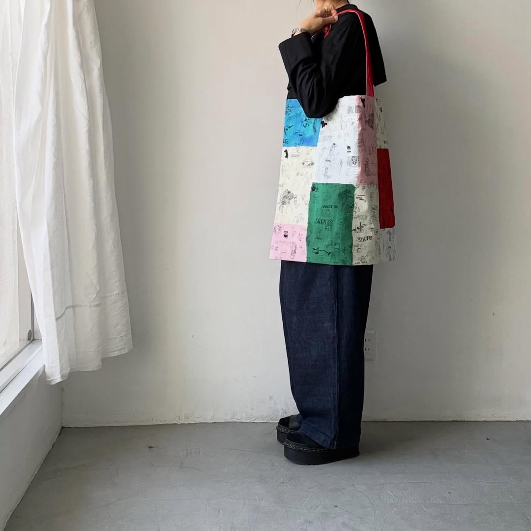 R&D.M.Co  モザイクグラフィティトートバッグ　マルチ