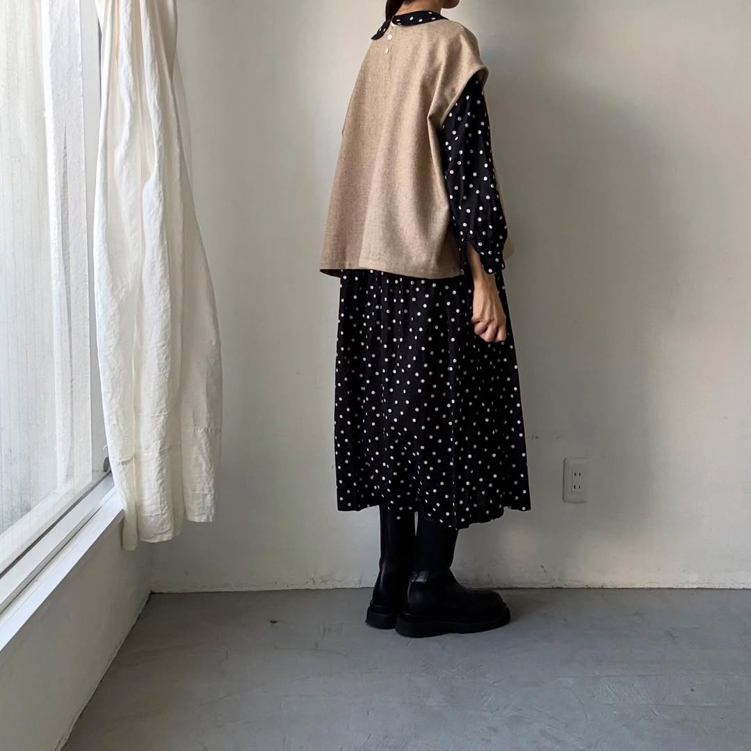 Linenya  ウール混ベスト　ベージュ