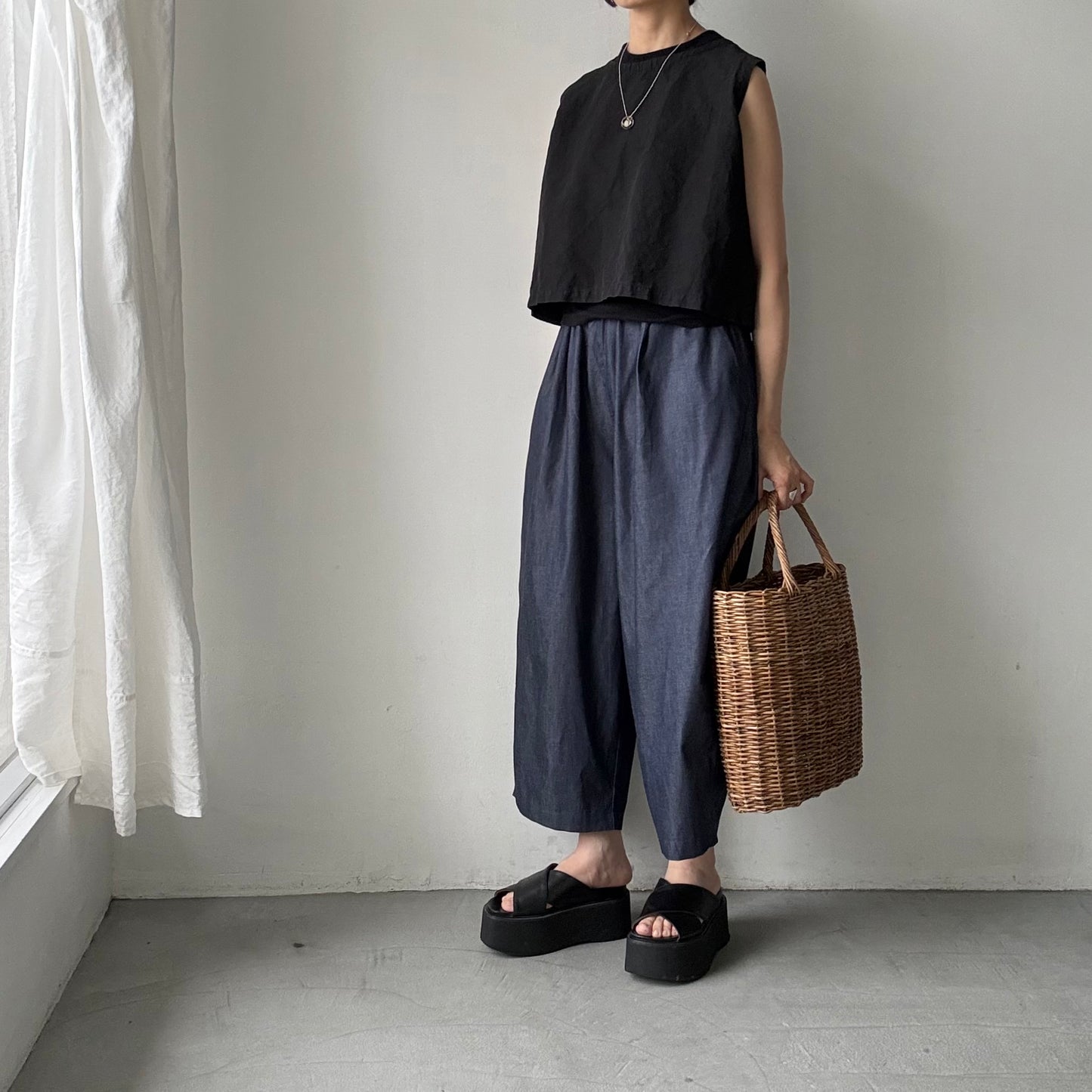 Linenya  デニムタックワイドパンツ
