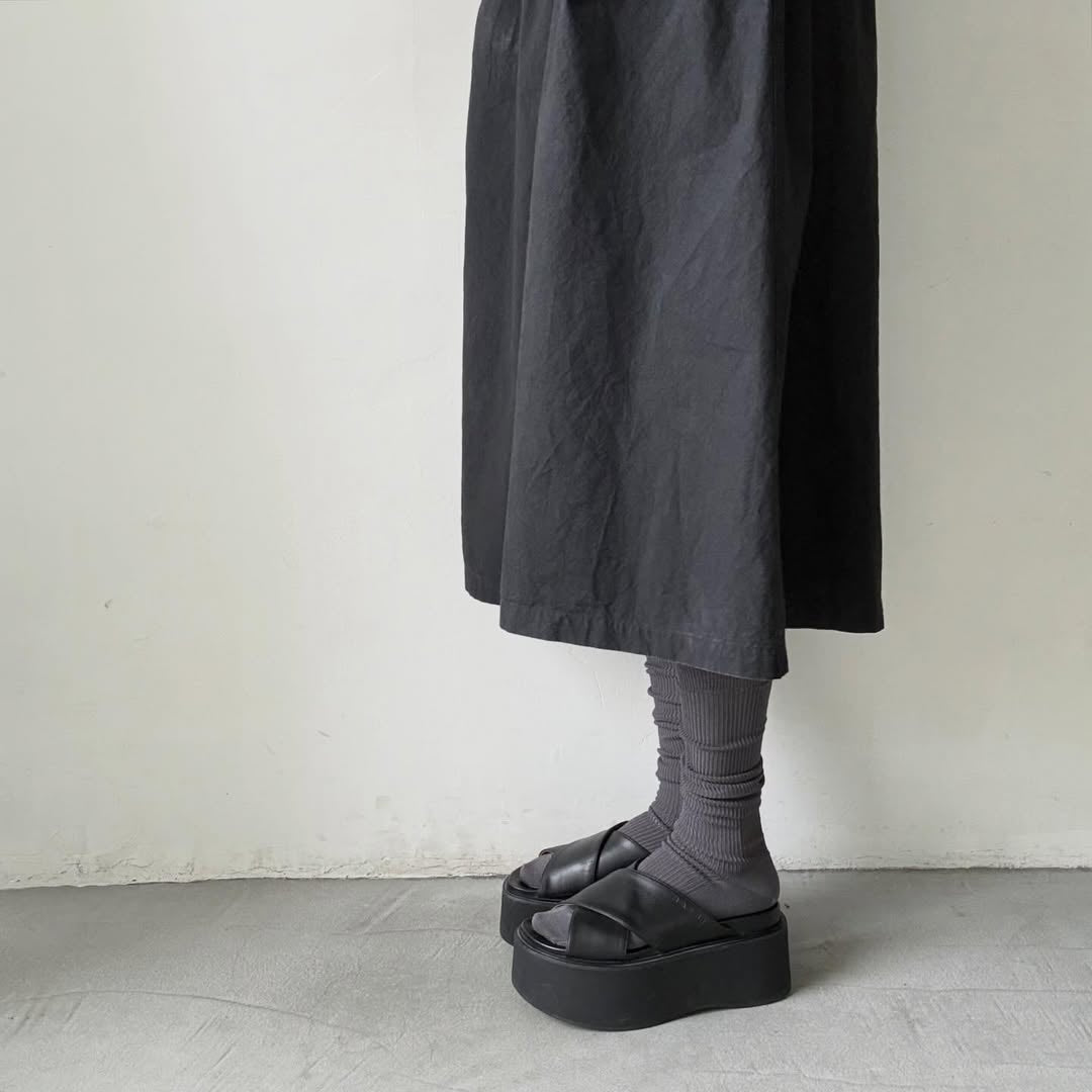 homspun シルケットコットンハイソックス　グレー