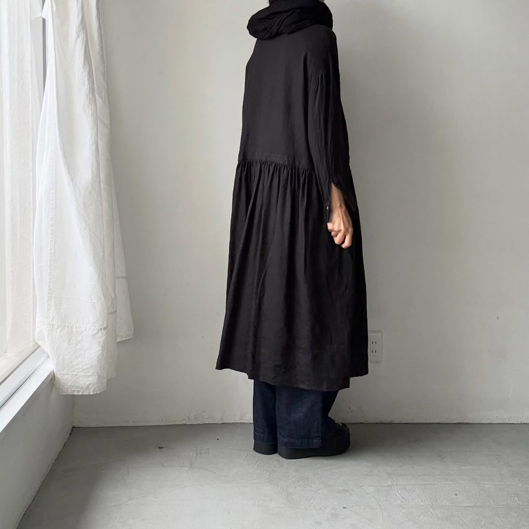 atelier naruse  リネンシャツワンピース　ブラック