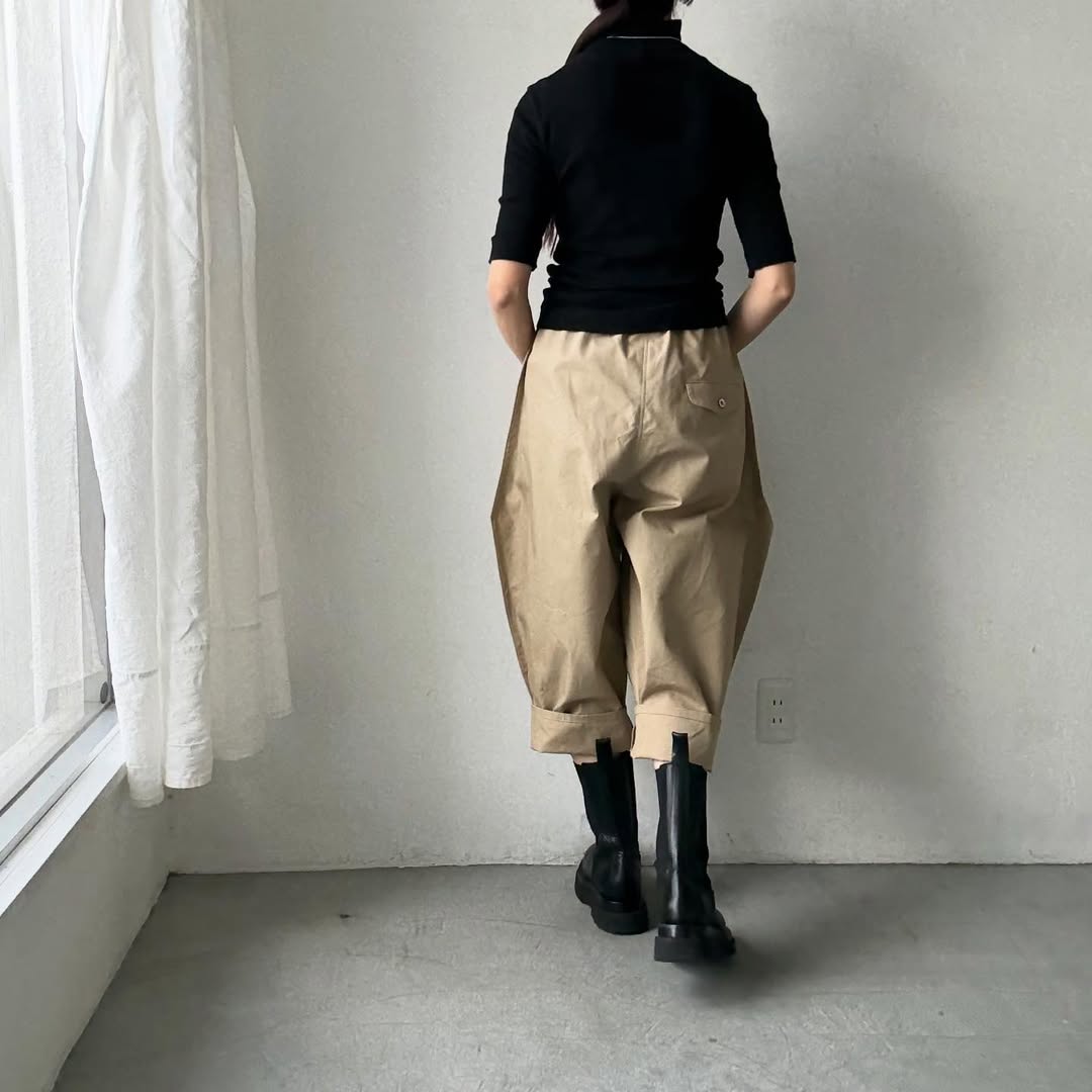 ゴーシュ  オーガニックダックコットンストレートラインパンツ　ベージュ