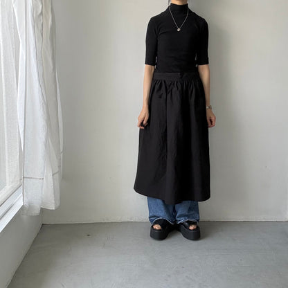 R&D.M.Co  コットンリネンシルクワッシャーサロンエプロン　ブラック