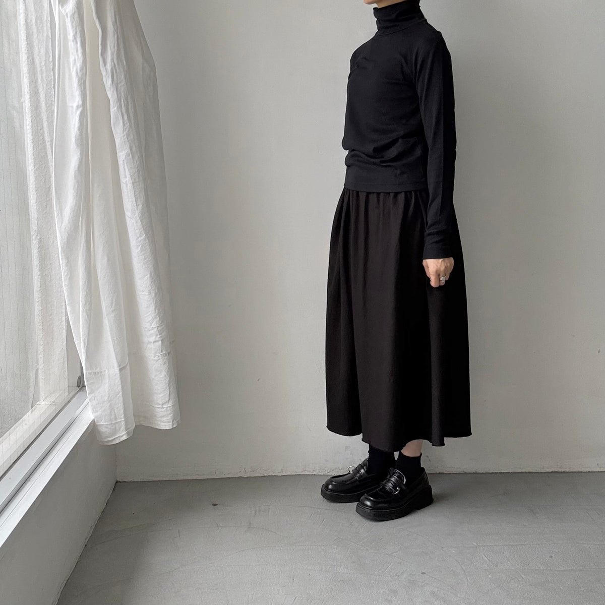 MAGALI コットンウールハイネックカットソー　ブラック