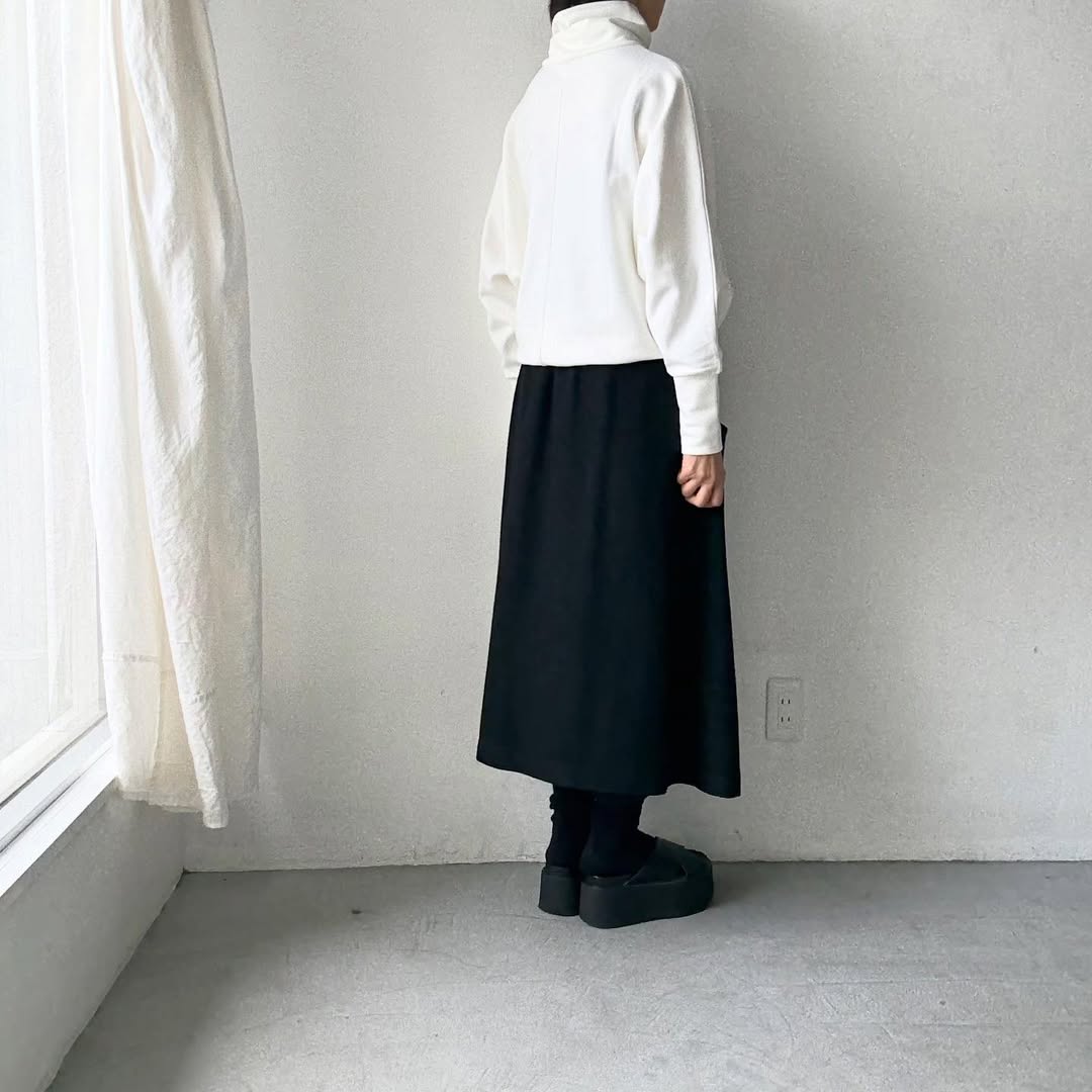 Linenya  コットンハイネックプルオーバー　ホワイト