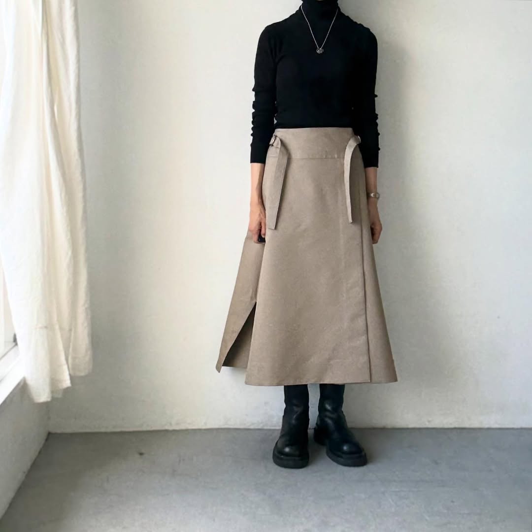 TENNE HANDCRAFTED MODERN ラップスカート　カーキ