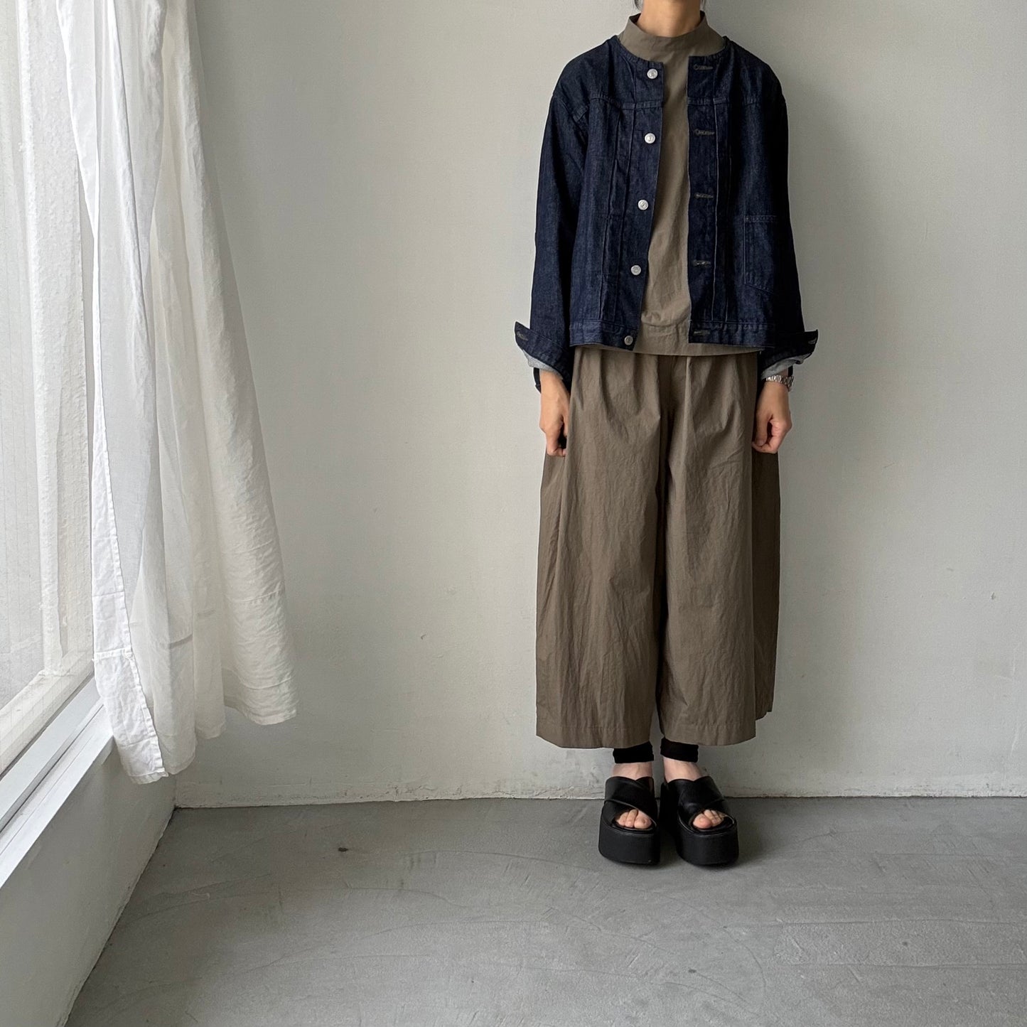 atelier d'antan Pigott コットンノースリーブシャツ