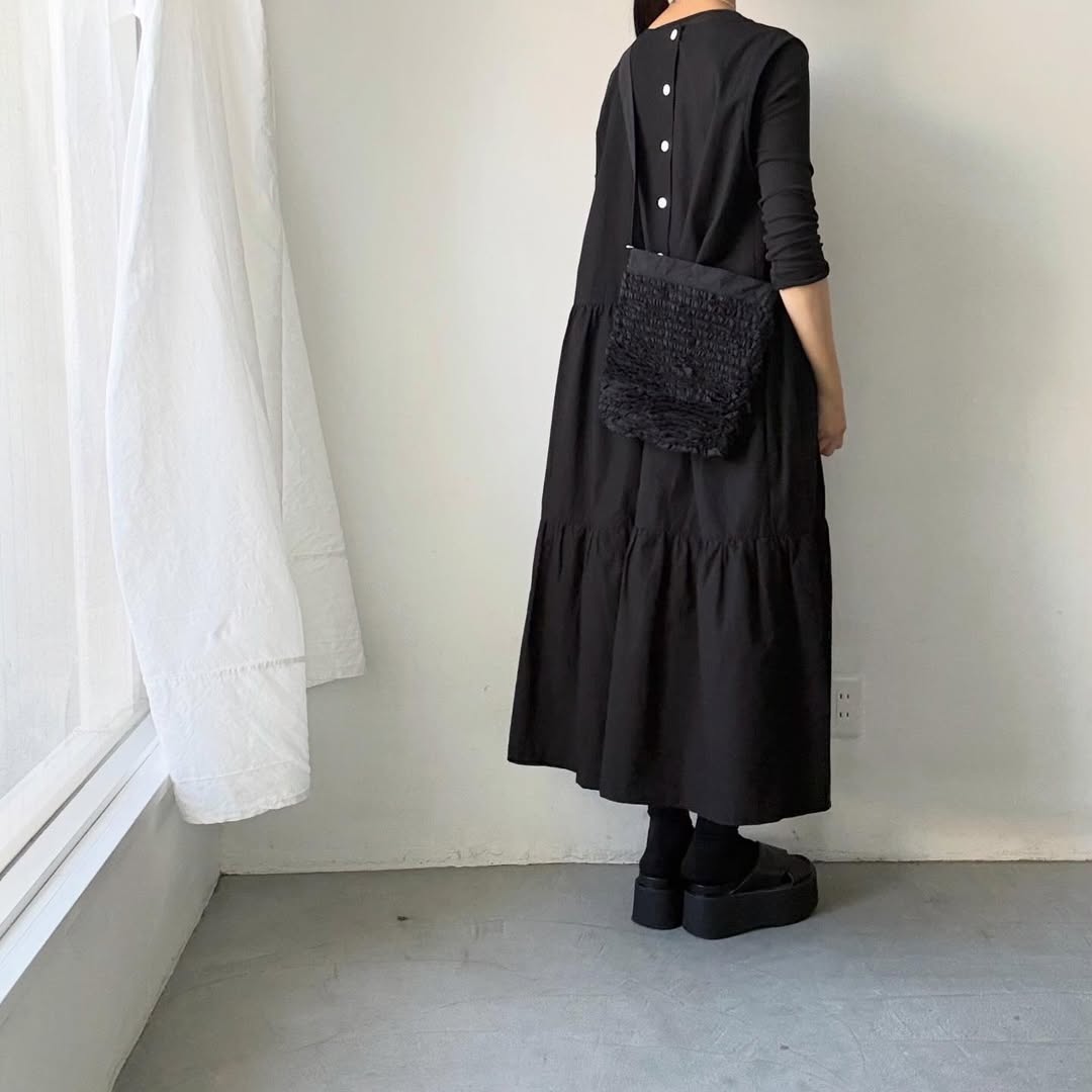 R&D.M.Co ガーメントダイフリルショルダーバッグ