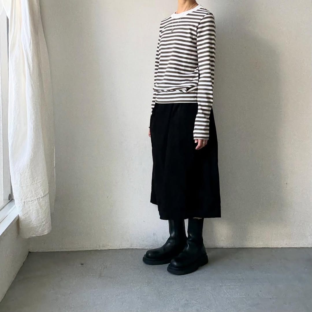 R&D.M.Co 裏起毛ボーダークルーネック長袖Tシャツ　ホワイト×カーキ