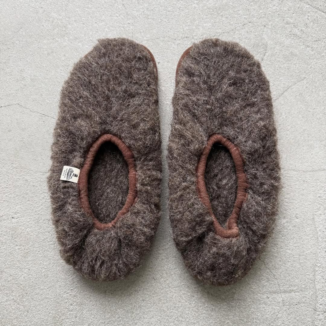 COLD BREAKER　ウールルームシューズ　ブラウン