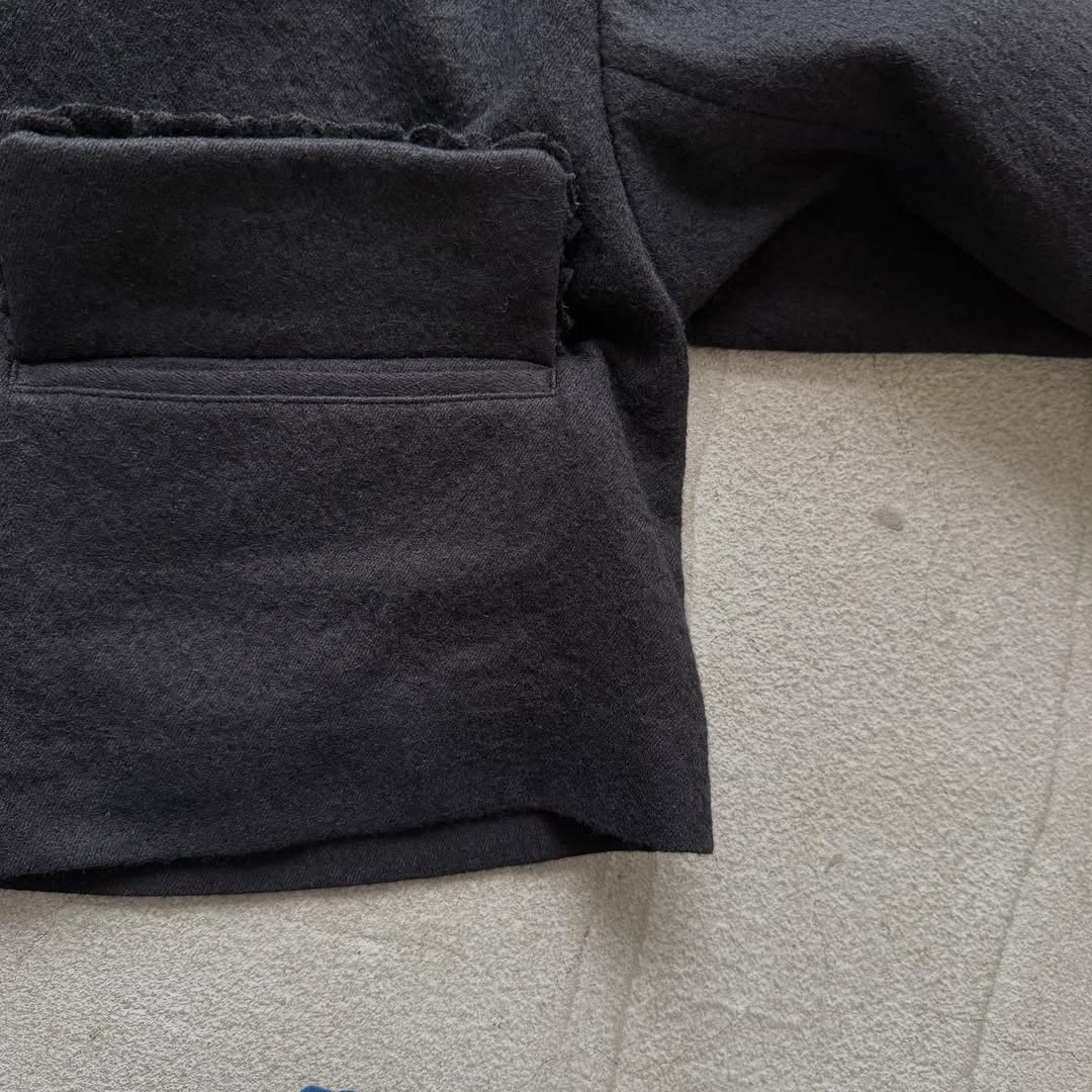 R&D.M.Co  フリルデコレーションジャケット　ブラック