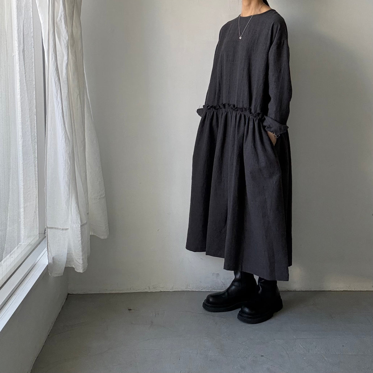 atelier naruse  ウールコットン千鳥チェックカットオフワンピース