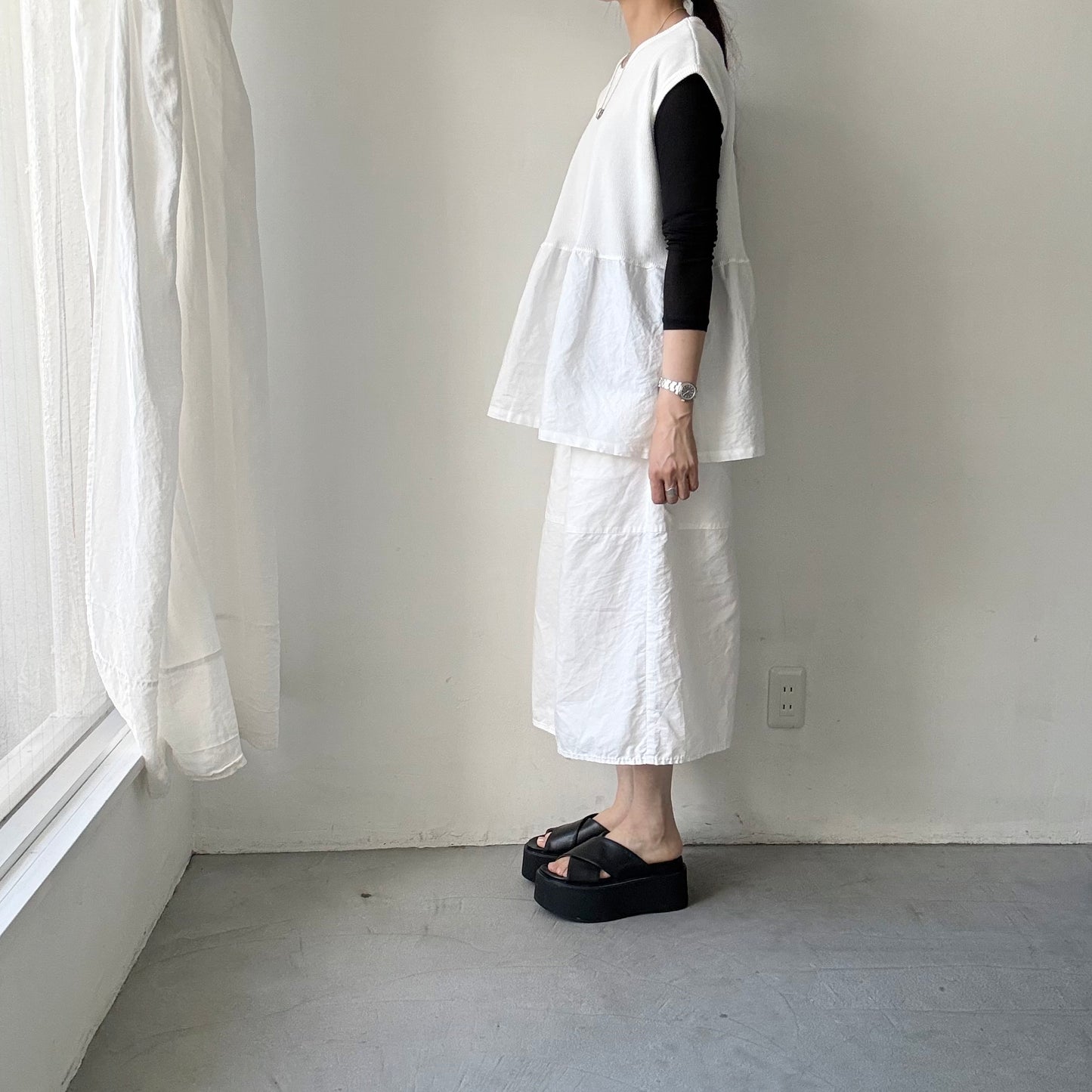 homspun  ワッフルノースリーブプルオーバー　ホワイト×ホワイト
