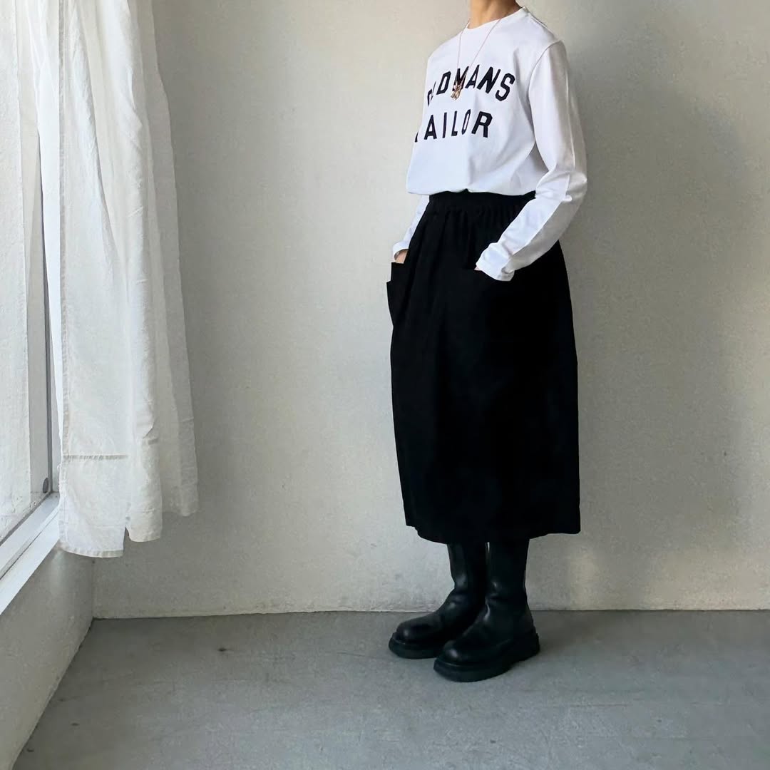 OLDMANS TAILOR OMTフロッキープリントロゴ長袖Tシャツ　ホワイト×ブラック