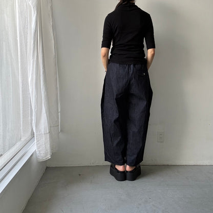 ゴーシュ  スラブデニムストレートラインパンツ