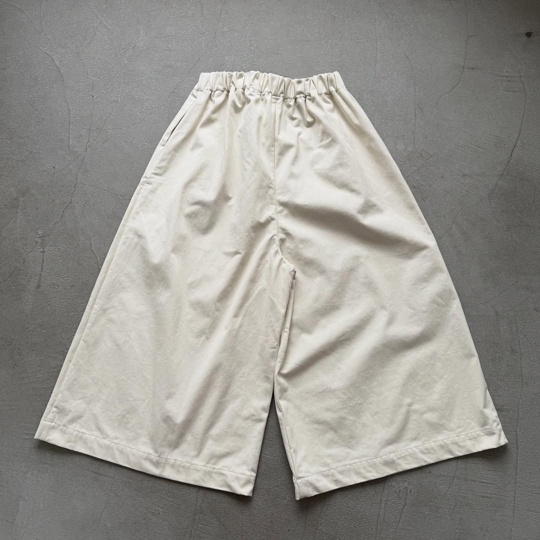 dui jujudhau  ワイドワイドパンツ　チノナチュラル