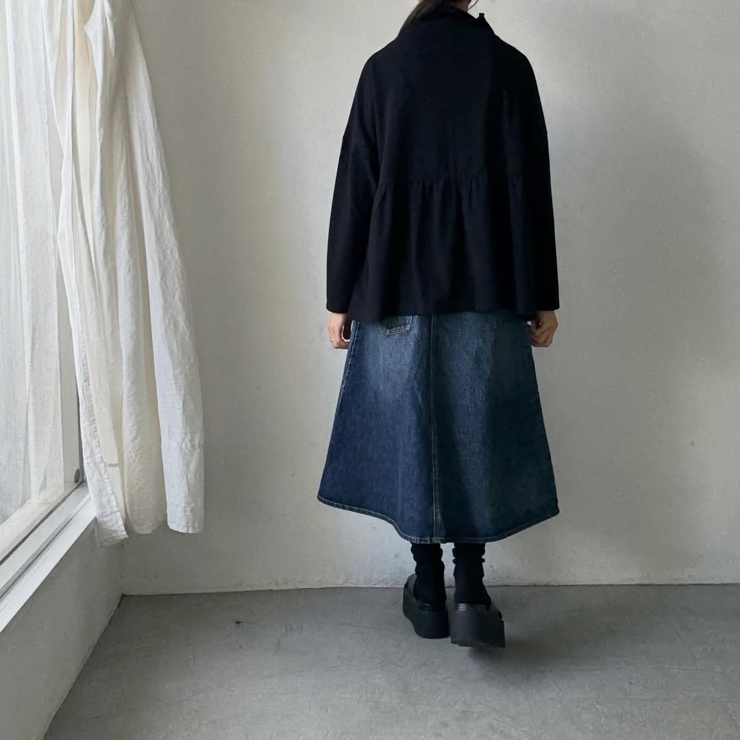 homspun 天竺ハイネックギャザープルオーバー　ブラック