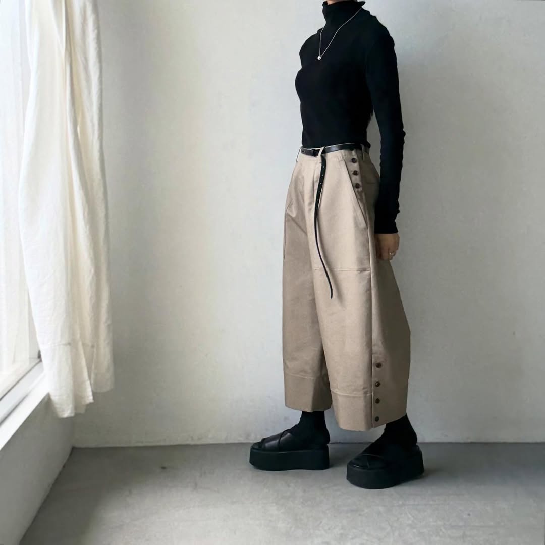 TENNE HANDCRAFTED MODERN オーバーオールパンツ　カーキ