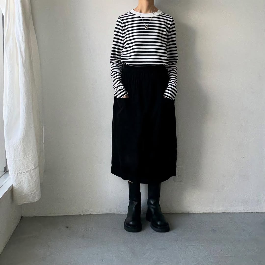 R&D.M.Co 裏起毛ボーダークルーネック長袖Tシャツ　ホワイト×ブラック