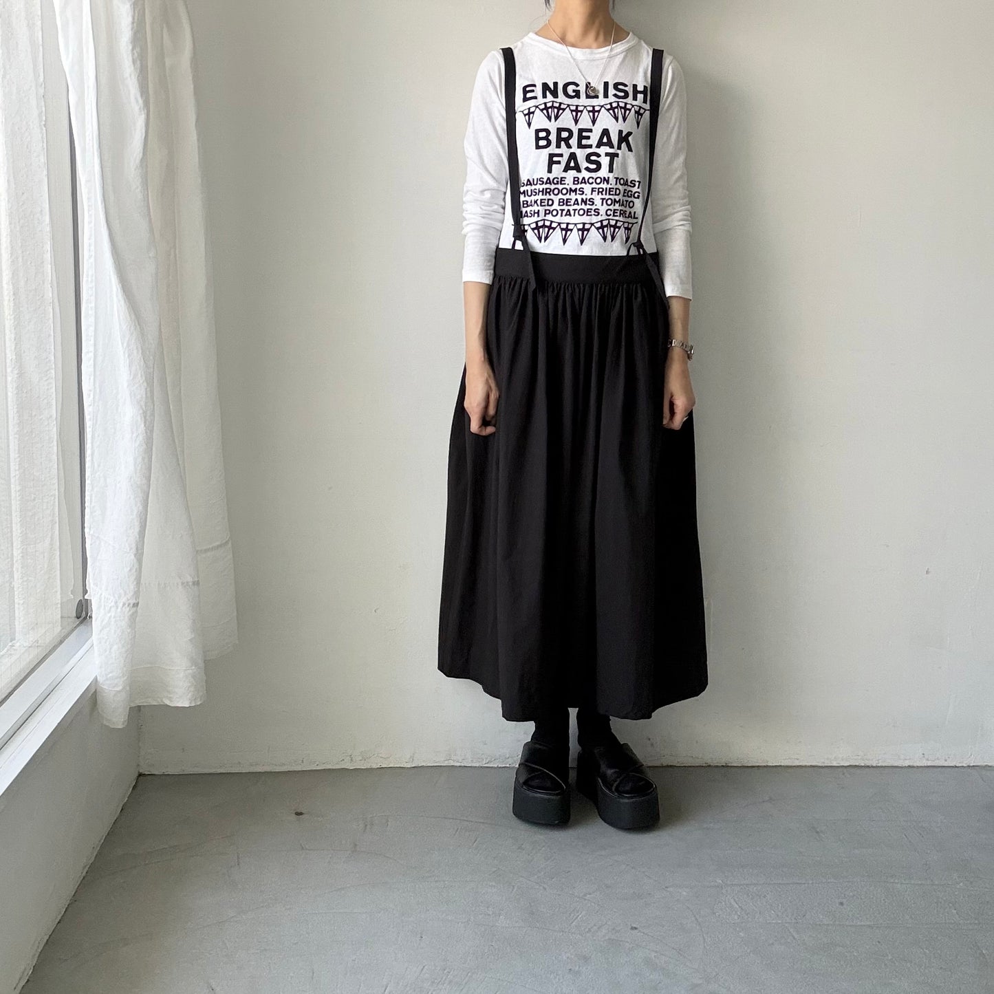 atelier naruse  コットンサスペンダースカート