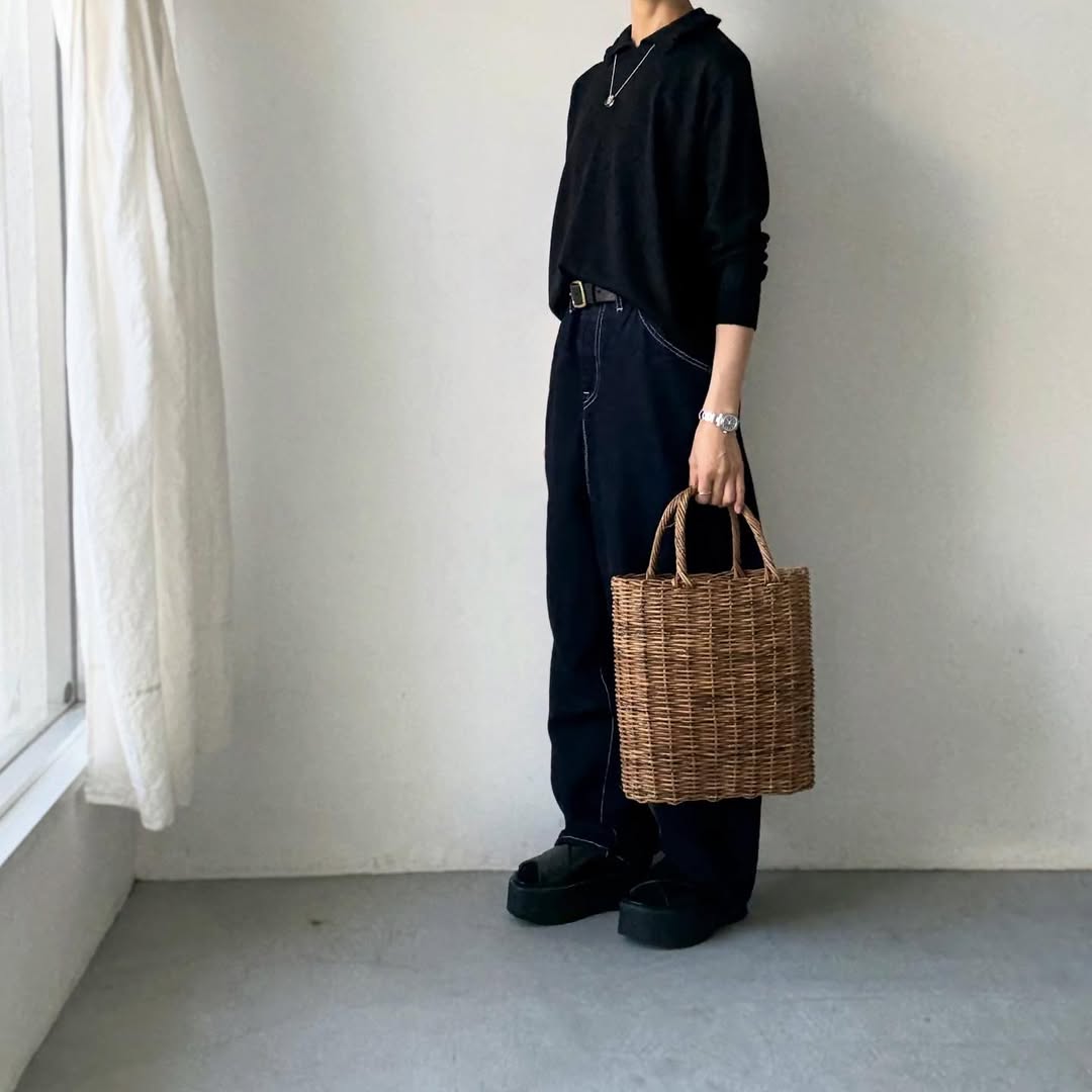 cion  ウールフリルカラーポロニット　ブラック