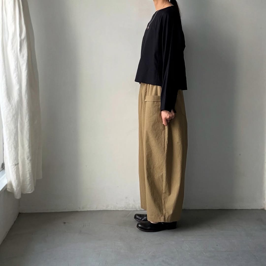 MAGALI コットンリネンアンティークキャンバスフラップパンツ　カーキ