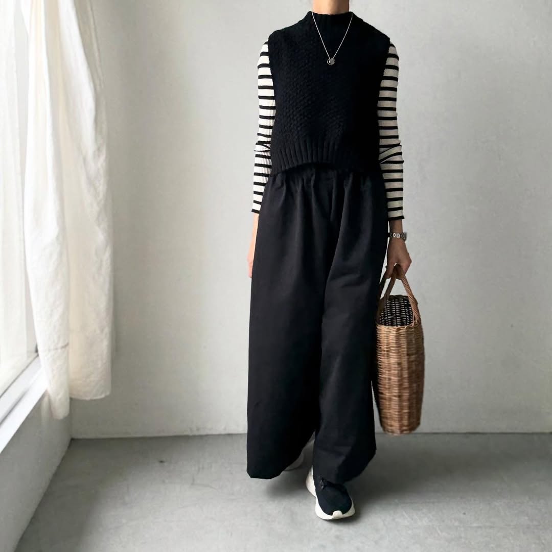 dui jujudhau ワイドワイドパンツ チノブラック – blanc