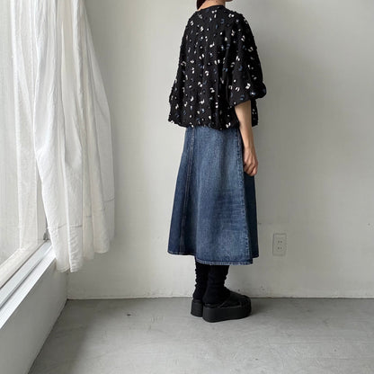 kijinokanosei  糸巻きバルーンスリーブプルオーバー　ブラック