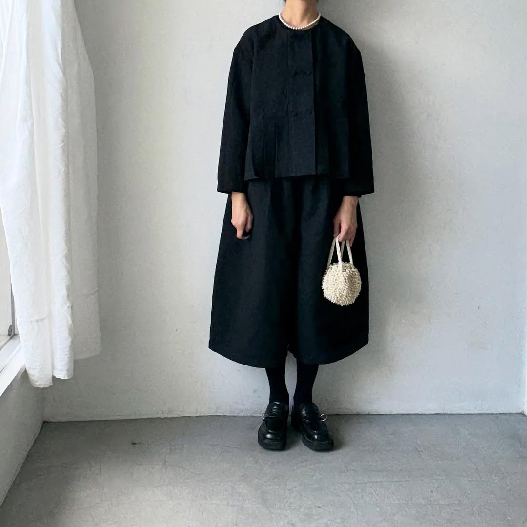 MAGALI ハイカウントコットンリネンコクーンパンツ　ブラック