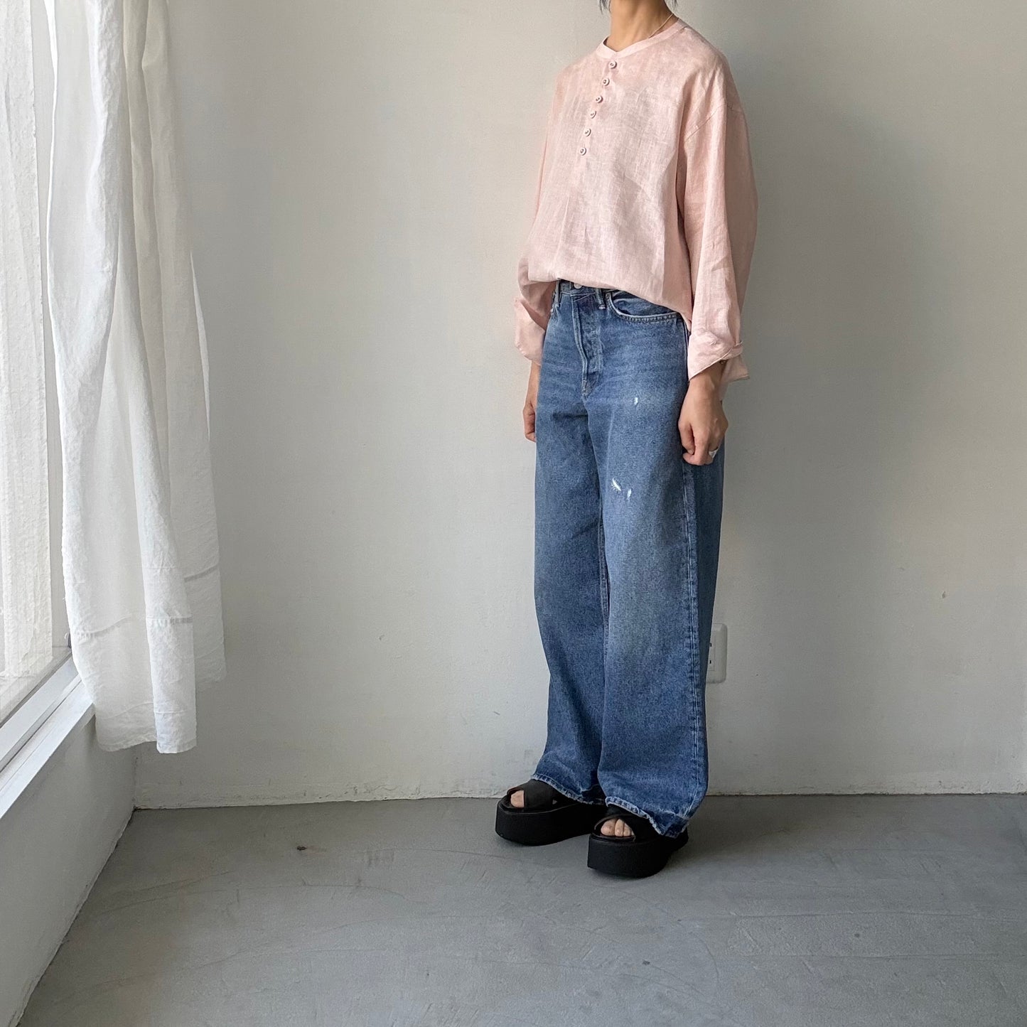 atelier naruse  リネンスモックブラウス　ペールピンク