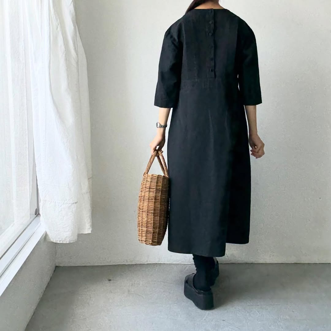 MAGALI ハイカウントコットンリネングレースドレス　ブラック