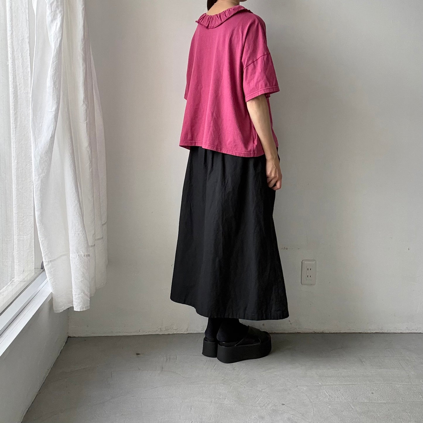 homspun 天竺フリルカラー半袖プルオーバー　ワイン