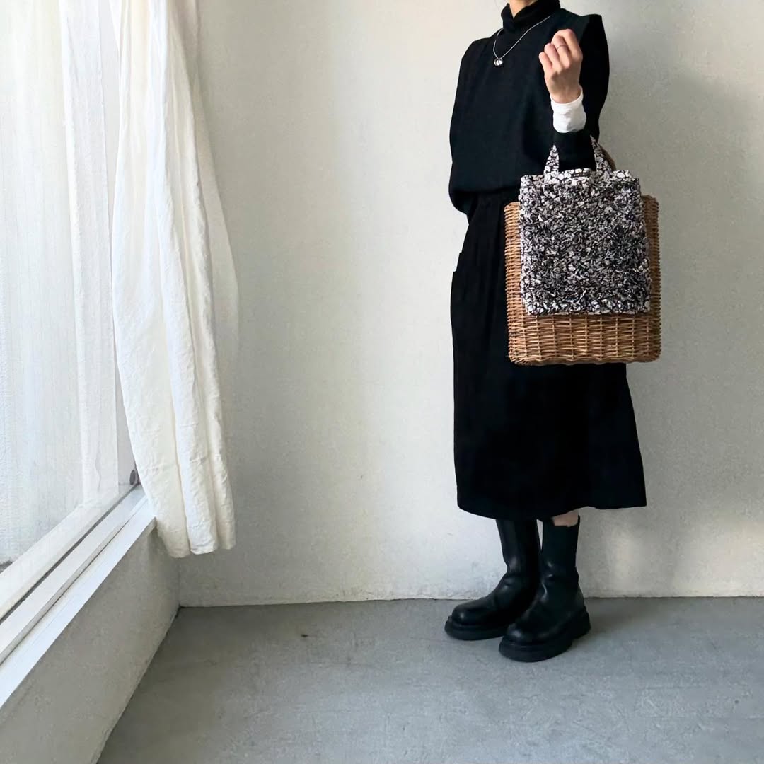 R&D.M.Co  ワイルドベリーリネンフリルトートバッグ