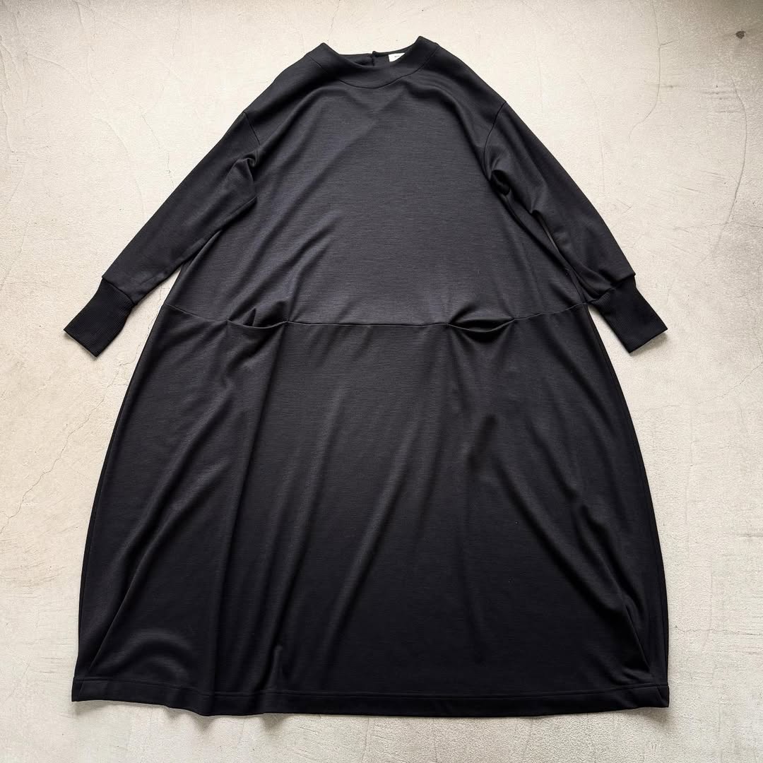 atelier naruse  スムースウールコクーンワンピース　size2