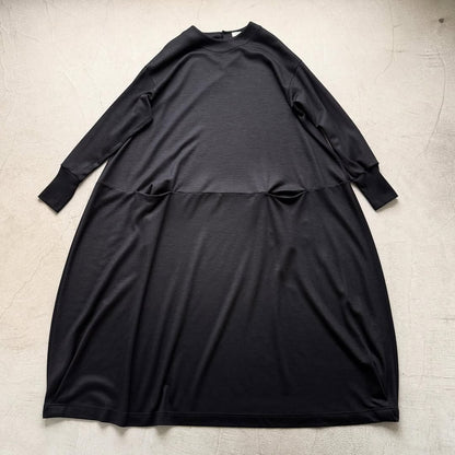 atelier naruse  スムースウールコクーンワンピース　size2