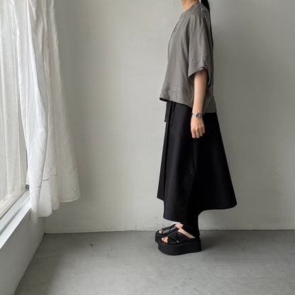 TENNE HANDCRAFTED MODERN ハーフスリーブトップス　グレー