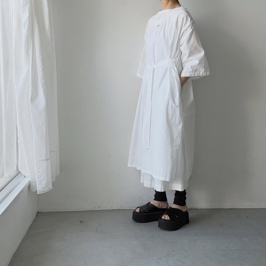 ayanoguchiaya　フリップロングシャツドレス　ホワイト