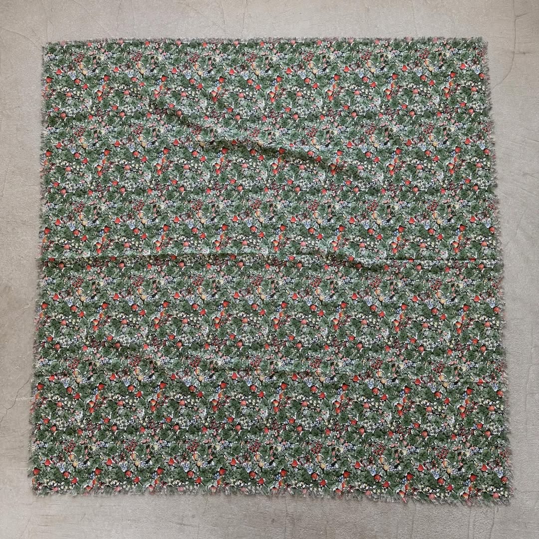 R&D.M.Co  ワイルドベリーフィールドガーゼショール