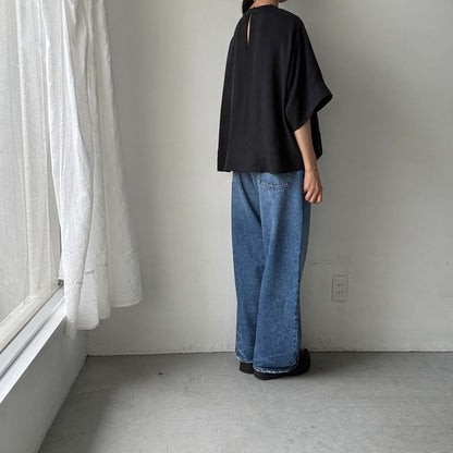 TENNE HANDCRAFTED MODERN ハーフスリーブトップス　ブラック