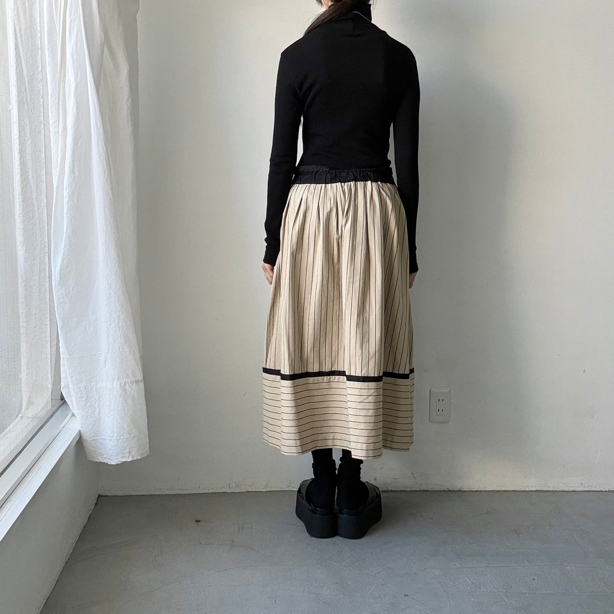MAGALI コットンシルクストライプラップ風スカート　