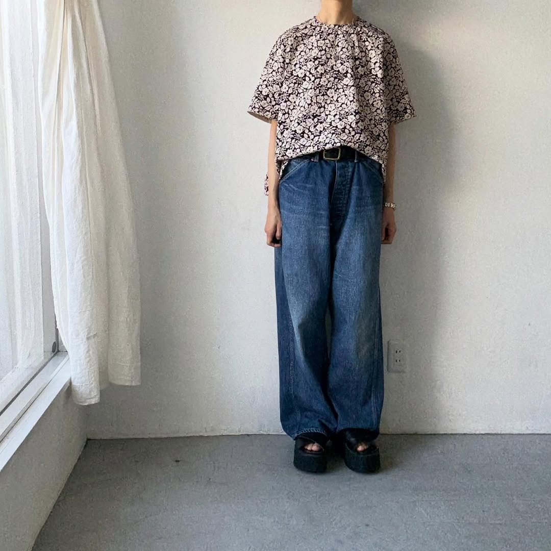 R&D.M.Co  ワイルドベリープルオーバーシャツ