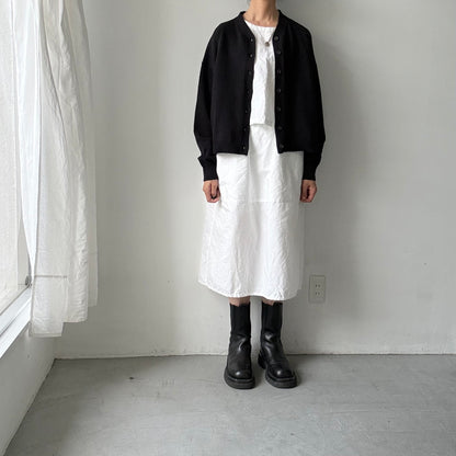 atelier naruse  コットンウールVネックニットカーディガン　ブラック