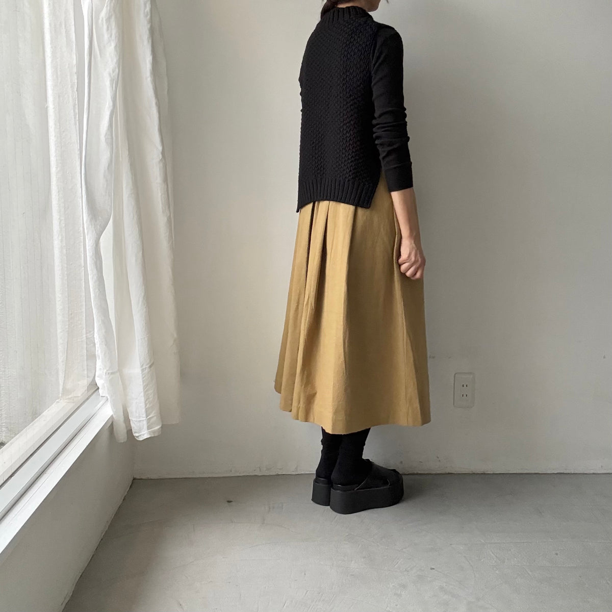 Linenya  コットンタックスカート　82センチ　ベージュ