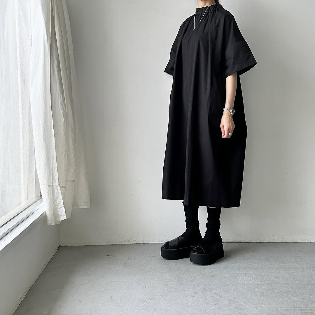 atelier d'antan Krallコットン半袖ドレス　ブラック