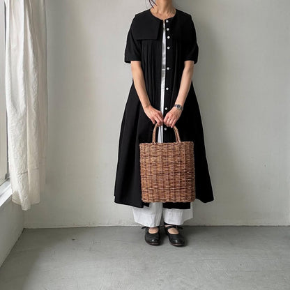 MAGALI 天日干しコットンスクエアカラーワンピース　ブラック