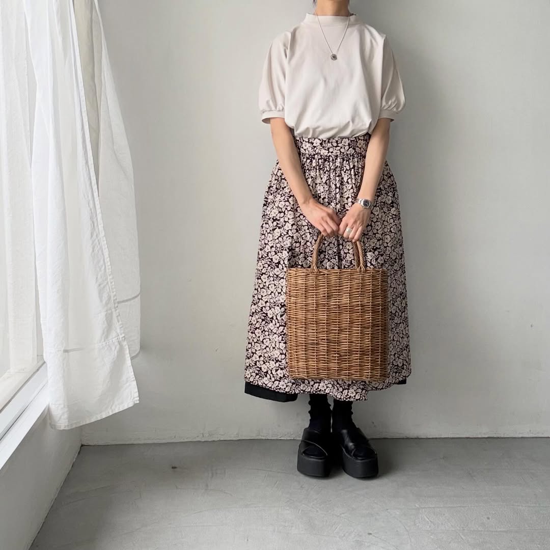 MAGALI コットン天竺ギャザースリーブカットソー　オートミール